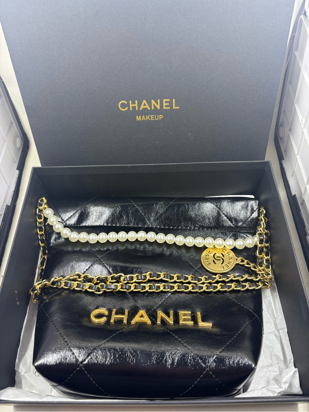 CHANEL VIP bag - Picture 2 of 8